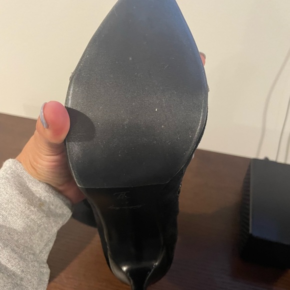 Louis Vuitton Ankle Boot Emblem toe size 41 - Picture 6 of 6